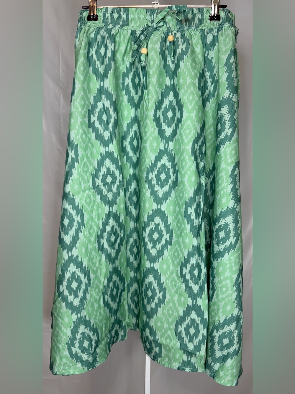 Collections Etc Boho Maxi Skirt Large Green Ikat Elastic Waist